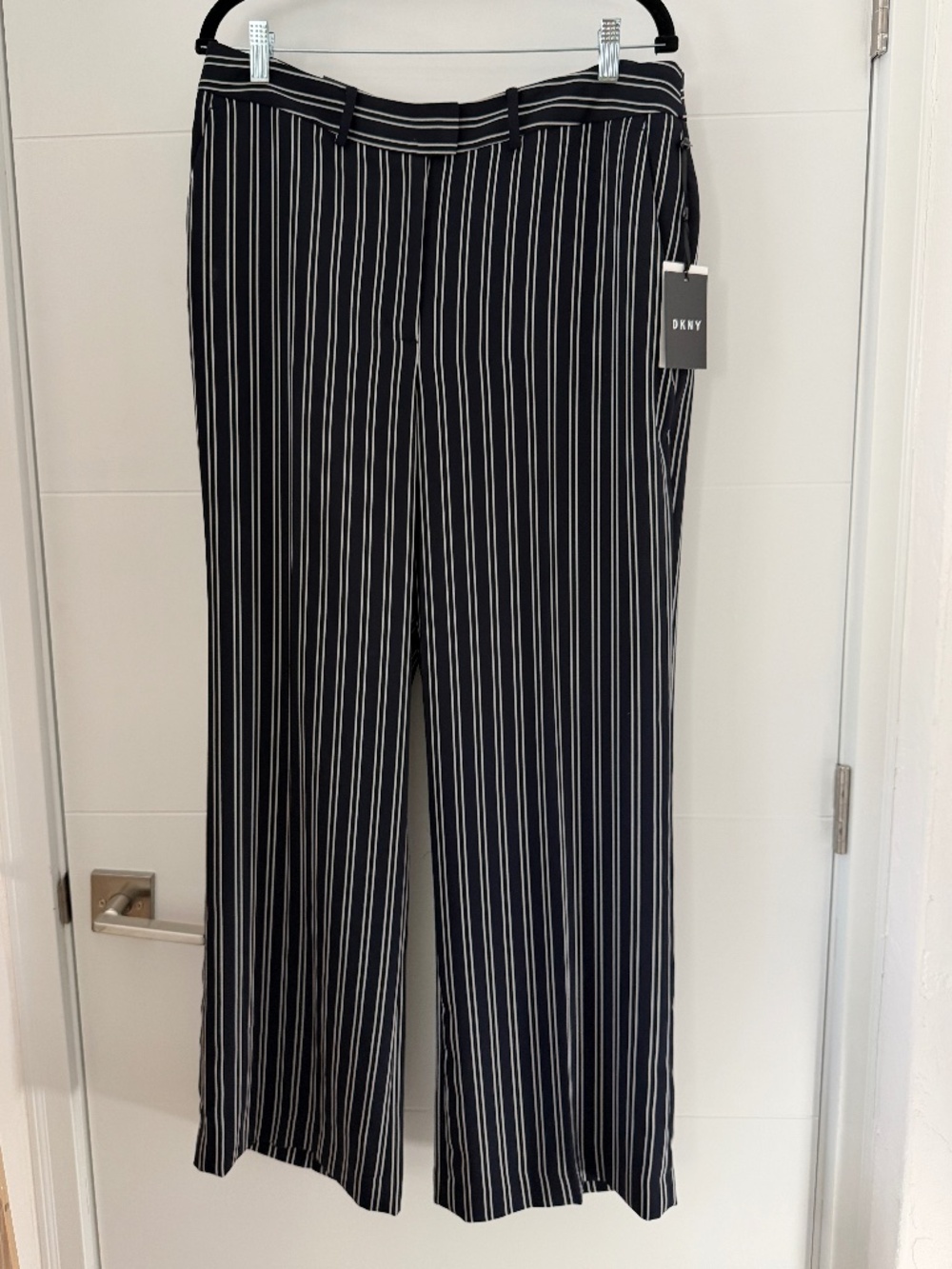 NWT DKNY The Essex Pant Navy Blue Pinstripe "Slim Leg" Trousers Womens 12